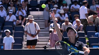 ALEX Eala engages in a practice session ahead of her encounter with world No. 100 Alycia Parks of the United States in the first round of the Australian Open on Monday.