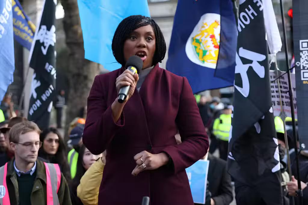 Demonstrators oppose ‘mega embassy’