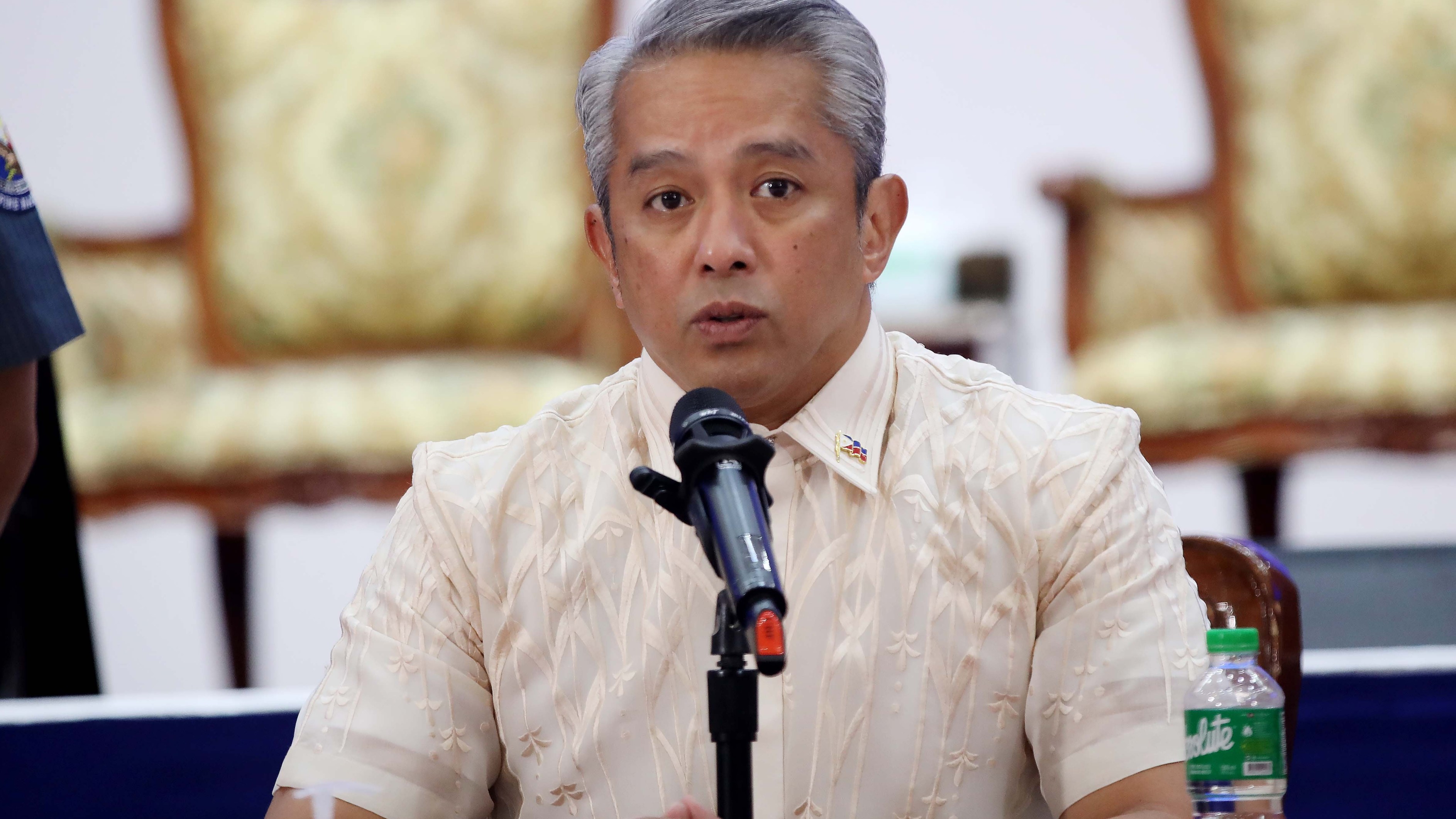 DILG: ‘Epal’ complaints vs barangay officials may lead to suspension