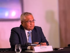 Globe keeps $1B capex, boosts data push