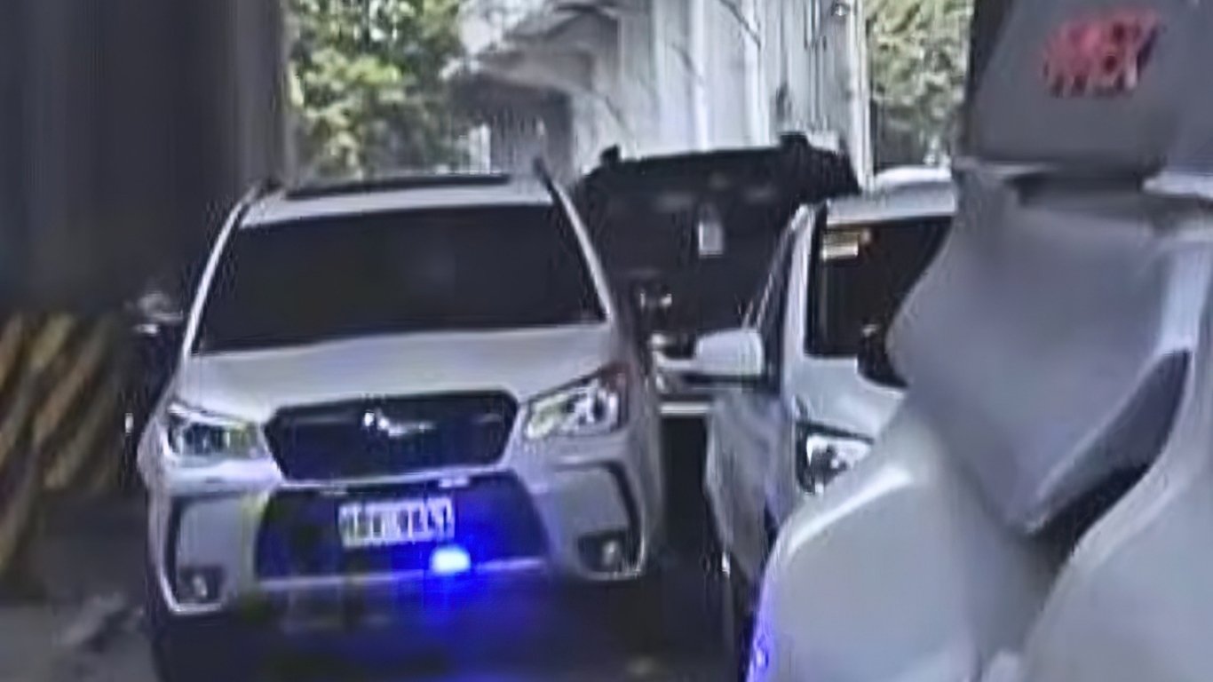 LTO summons SUV driver for illegal blinkers use outside club