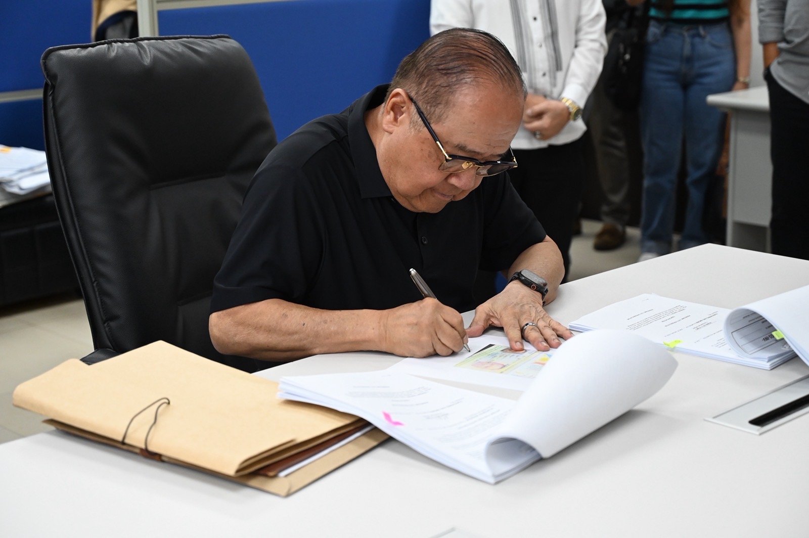 Puno files cyber-libel case vs Barzaga over bribery post
