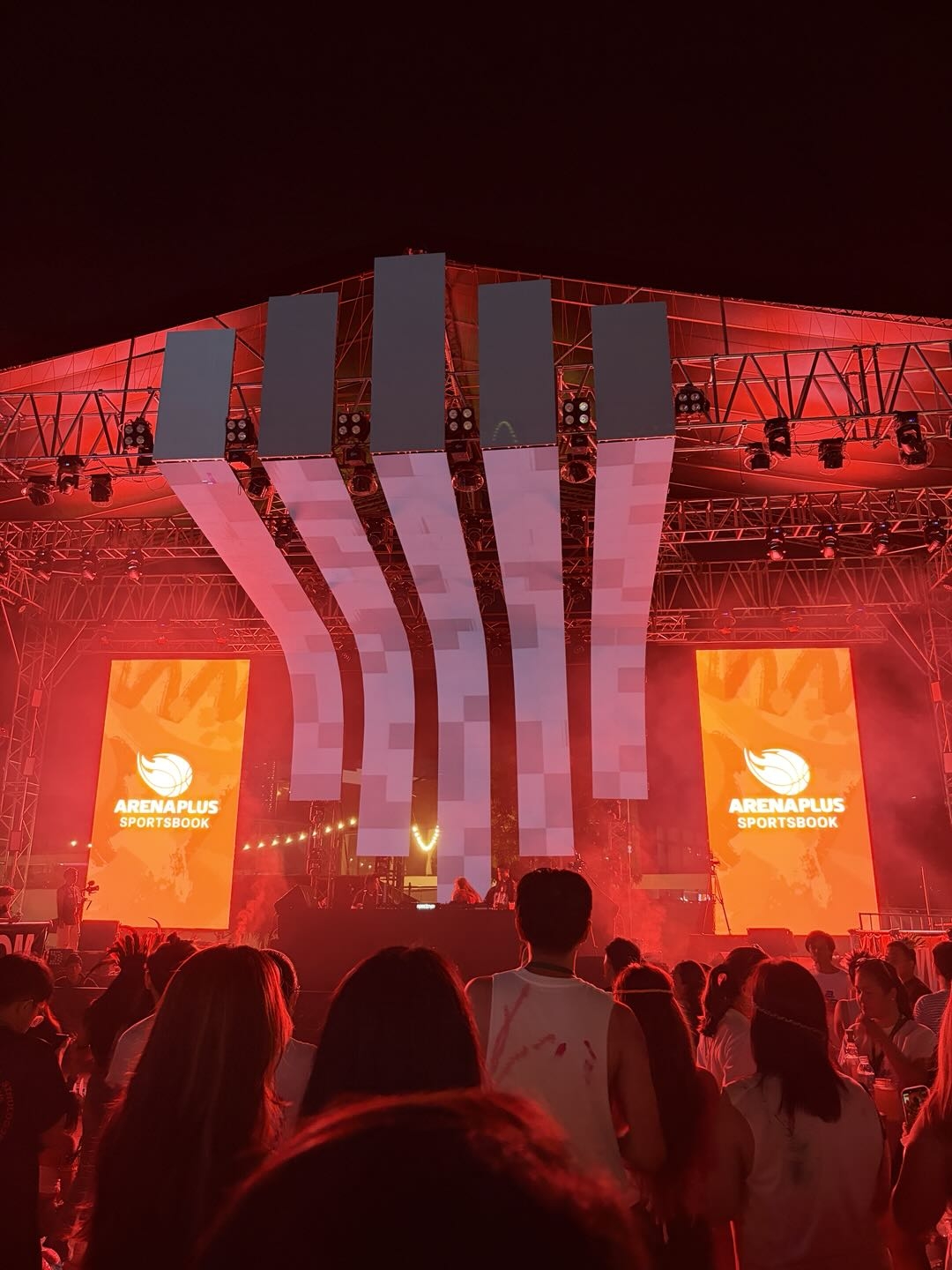 Crowd enjoying the live DJs and bands during the Lyvefest 2026