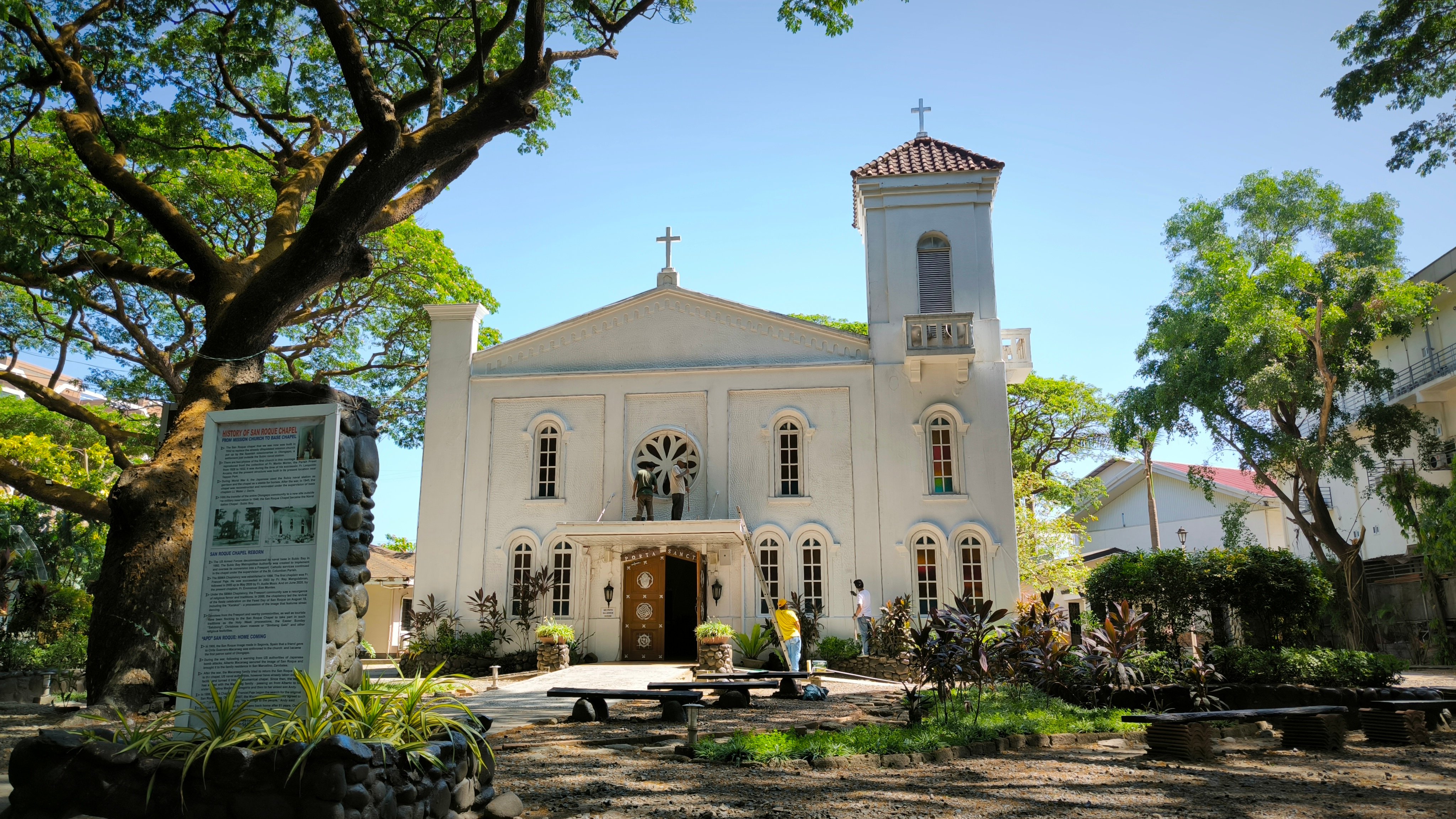Bishop closes historic Subic 
chapel after ‘grave desecration,’ robbery