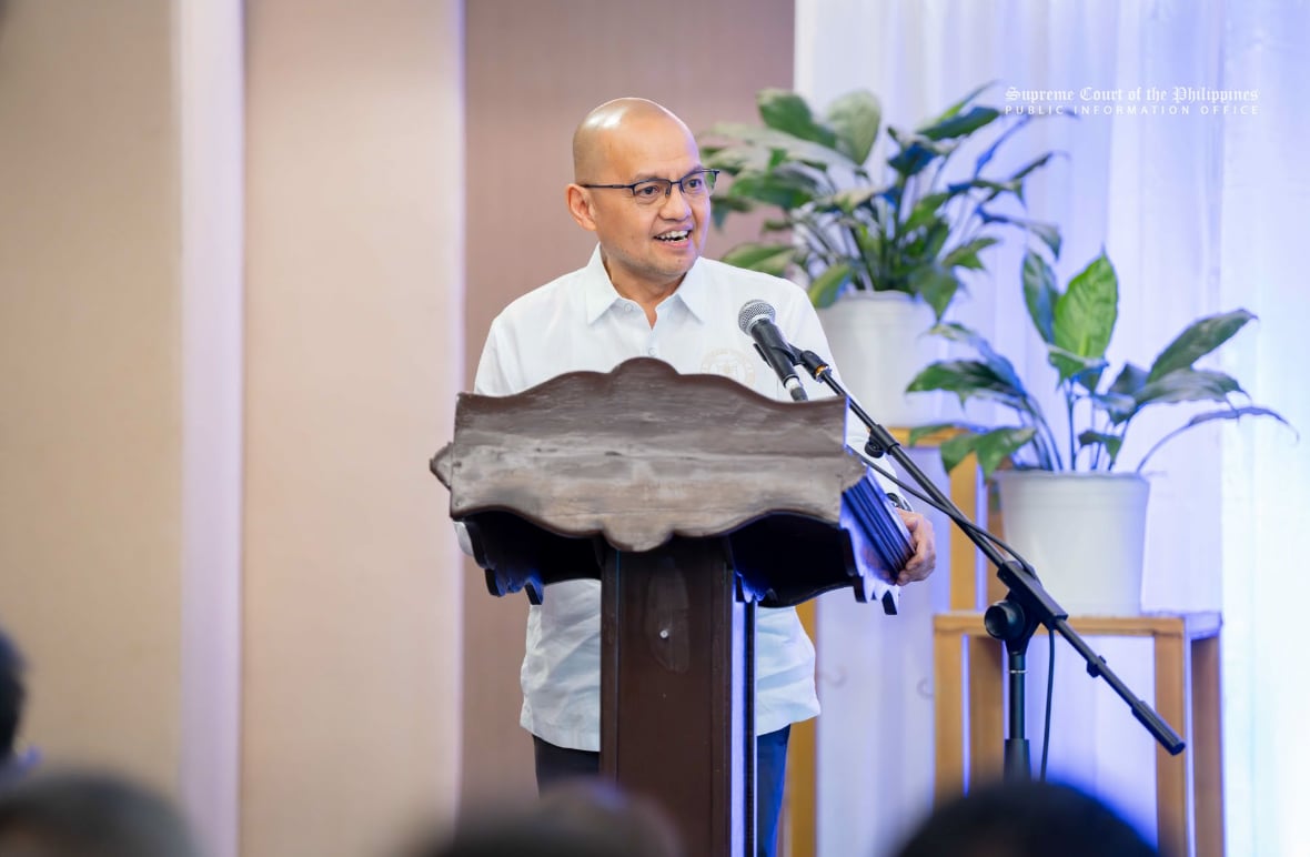 Leonen urges 2025 Bar passers to resist complacency, uphold justice for marginalized