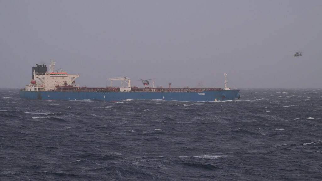 French navy boards tanker ‘from Russia’