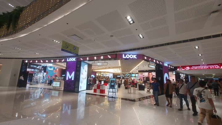 THE store’s new SM North EDSA branch.