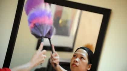 Domestic helpers based in National Capital Region (NCR) get P800 increase in their monthly wage, starting February.