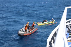 PCG rescues injured fisherman off Mariveles waters