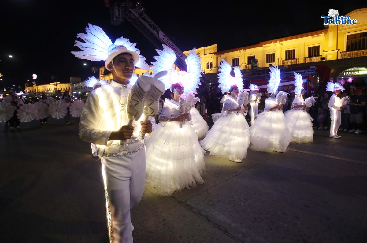 Dinagyang ILOmination lights up Iloilo City’s business districts