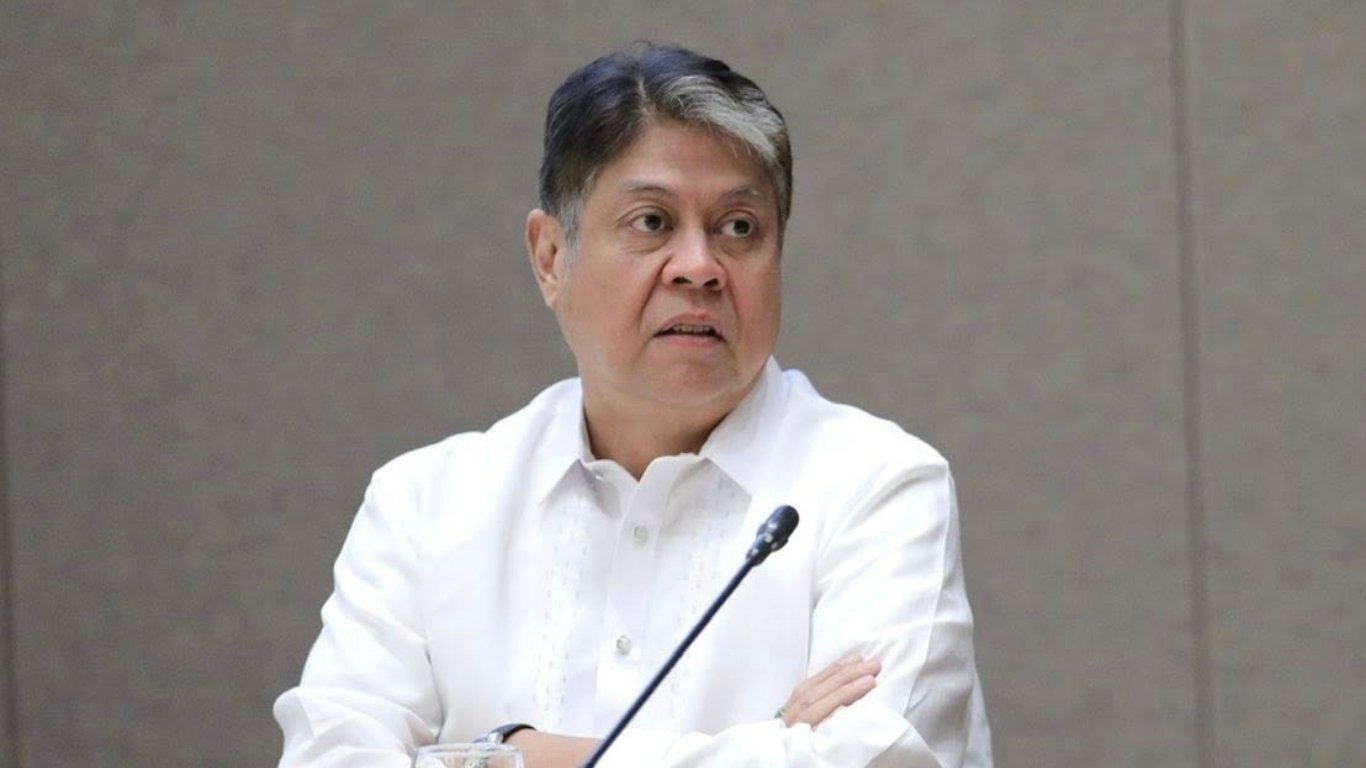 Lawyer cites Pangilinan’s edge in impeachment role