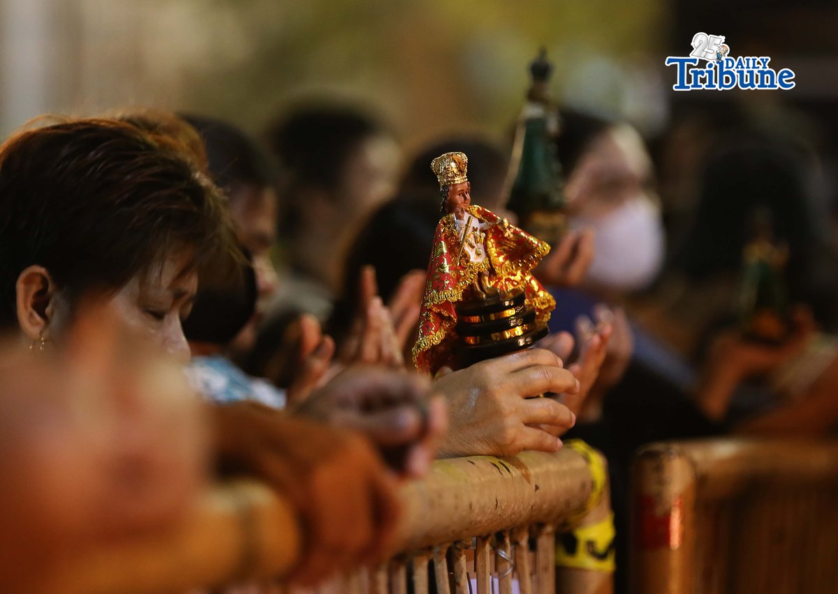 (January 25 2026) Iloilo SADSAD, gathered thousands of Senor Sto. Nino devotees carrying the images of holy child to blessed in front of San Jose Parish church in Iloilo, during the celebration of the annual fest of Senor Sto Nino on Saturday January 24 2026, Sadsad” is a prayer dance and a dance of worship” – a combination of dancing, chanting, and praying, with a priest leading the chanting of praises. Photo/Analy Labor