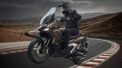 Honda ADV160 rolls out smarter tech