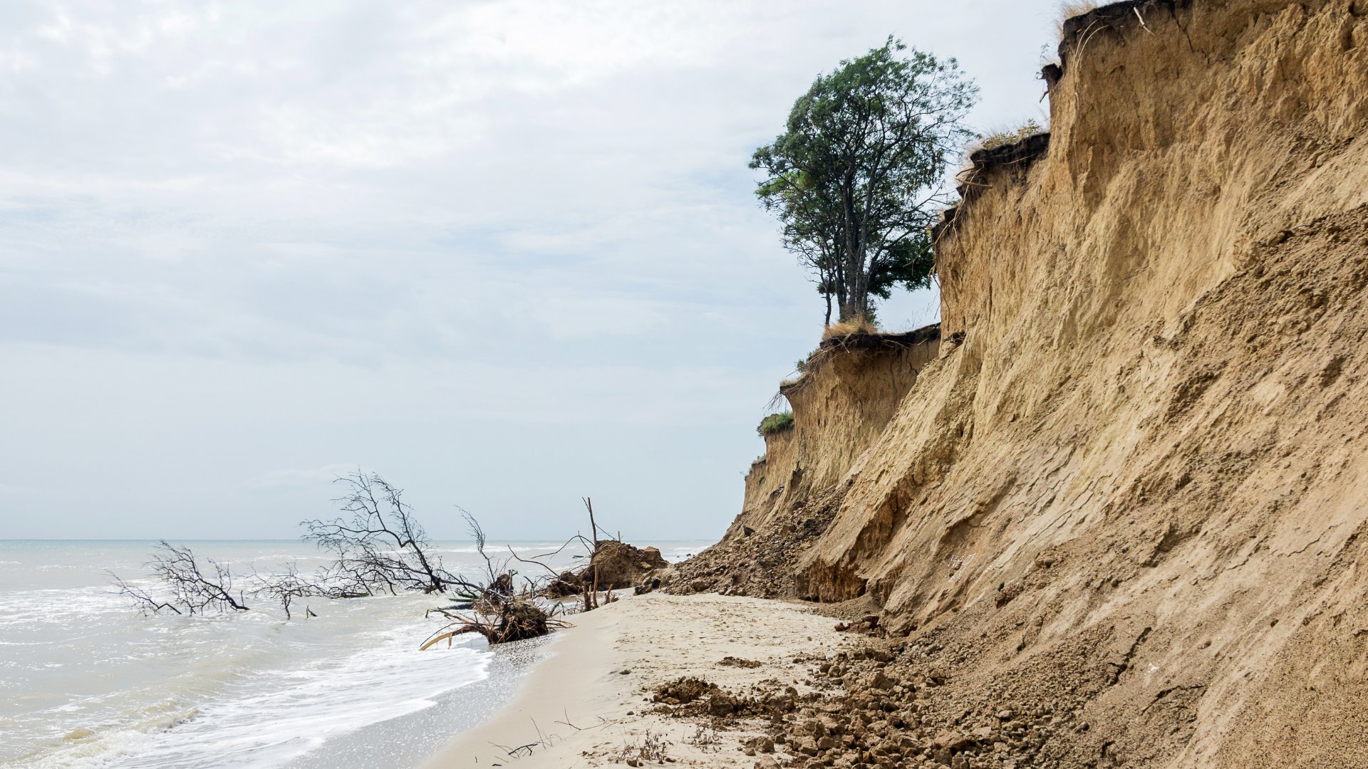 2 LPAs raise flood, landslide threat