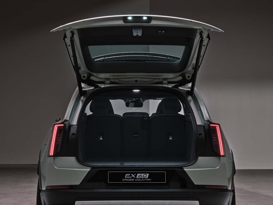 REAR view reveals the EX60’s wide cargo opening and upright tailgate layout for everyday use.