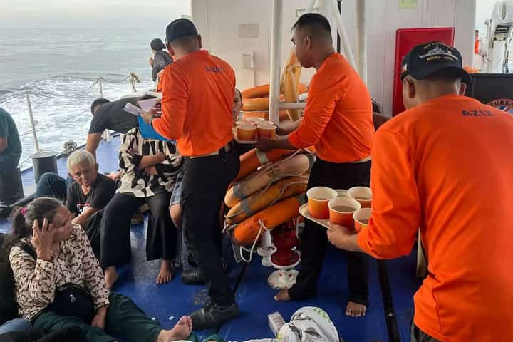 Marcos orders immediate aid for sunken ferry victims in Basilan