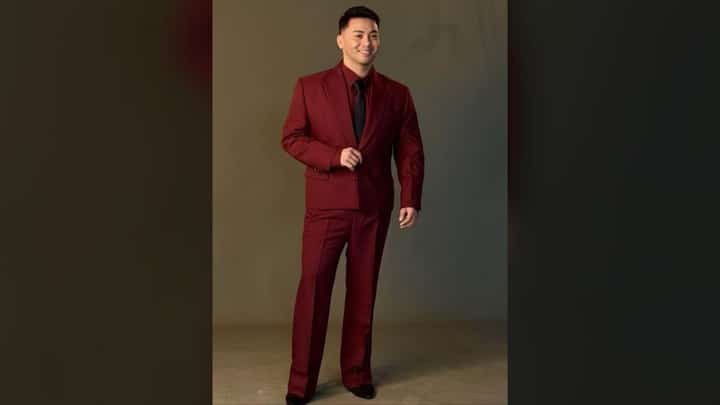 ‘THE Voice USA’ grand champion Sofronio Vasquez.