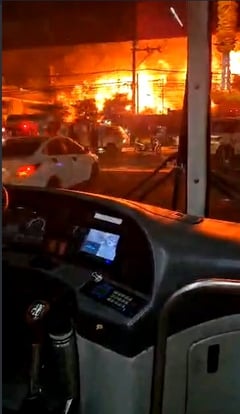 Fire razes commercial establishment in Quezon City