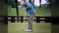 Guido hits 67, posts 1-shot lead