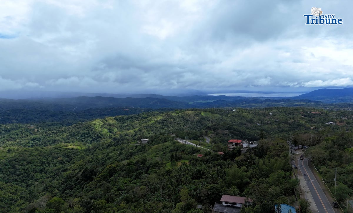 (January 27 2026) An over view of the mountain and PAGASA weather station seen from Barangay Sampaloc in Tanay Rizal on Tuesday, January 27, 2026. The Northeast Monsoon (Amihan) is expected to intensify and bring colder temperatures across large parts of the country this week, PAGASA said Monday. PAGASA weather specialist Charmagne Varilla said that 6°C to 7°C are possible, but based on current data, they are more likely to drop to around 9°C or 8°C at the lowest. Photo/Analy Labor