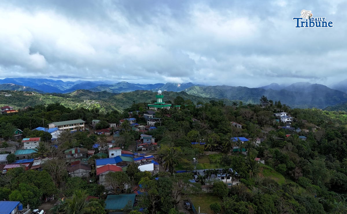 (January 27 2026) An over view of the mountain and PAGASA weather station seen from Barangay Sampaloc in Tanay Rizal on Tuesday, January 27, 2026. The Northeast Monsoon (Amihan) is expected to intensify and bring colder temperatures across large parts of the country this week, PAGASA said Monday. PAGASA weather specialist Charmagne Varilla said that 6°C to 7°C are possible, but based on current data, they are more likely to drop to around 9°C or 8°C at the lowest. Photo/Analy Labor