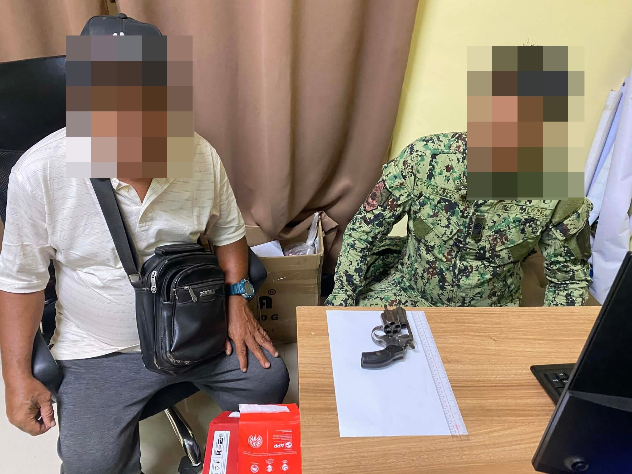 Ex-rebel surrenders to San Rafael Police