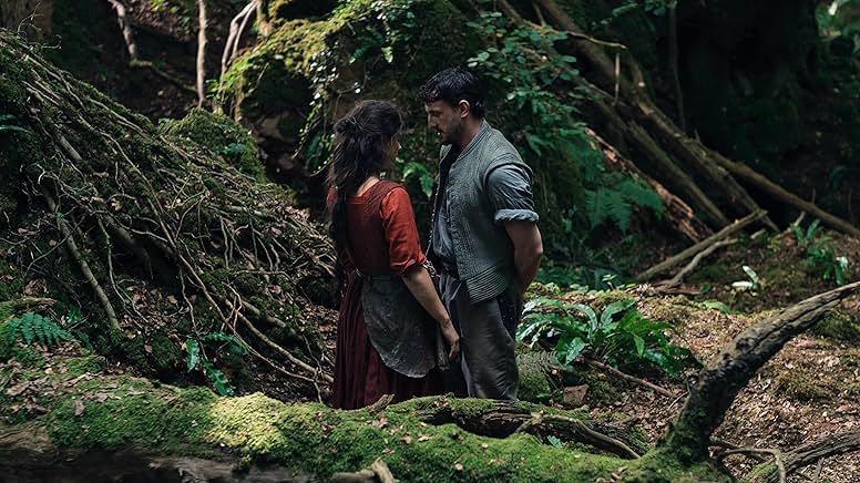 Jessie Buckley and Paul Mescal in Hamnet (2025)