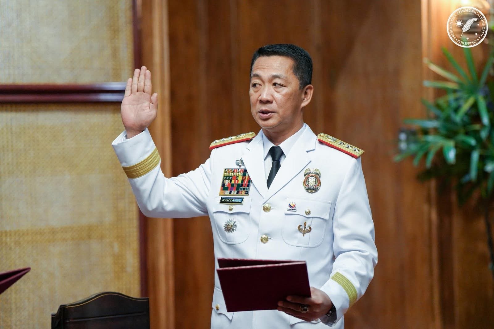 Nartatez vows crime reduction as he assumes full PNP leadership