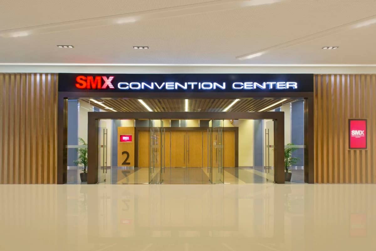 SMX Convention Center Aura is located on the 3rd and 4th Levels of SM Aura Premier, Taguig City. Alice Saves Wonderland runs from January 15 – March 20, 2026.