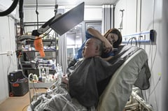 Chinese quadriplegic runs farm with just one finger and a toe
