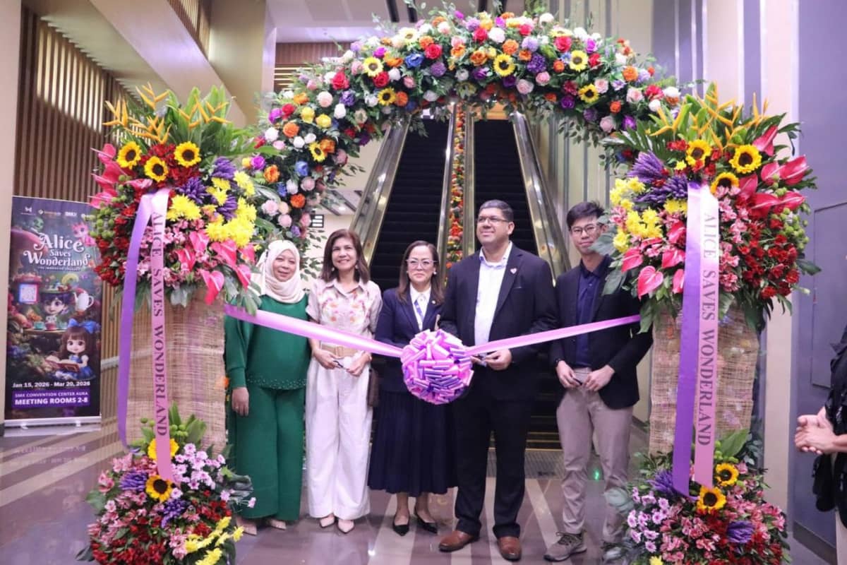 Opening ceremony of Alice Saves Wonderland last 14 January 2026 (L-R: Jamilah Delgado Owner, SparksLab Information Technology Solutions Philippines, Catherine Agustin Regional Director, DOT-NCR, Janytte Siega Director of Banquets and Event Services, SMX, Mohamed Thameem Owner, SparksLab Technology Dubai, Andy Teo Business Development, FrameMotion Malaysia)