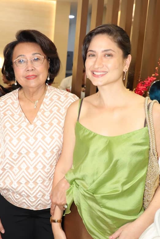 DR. Sandra Sarabia Gomez and Xandra Rocha Araneta.
