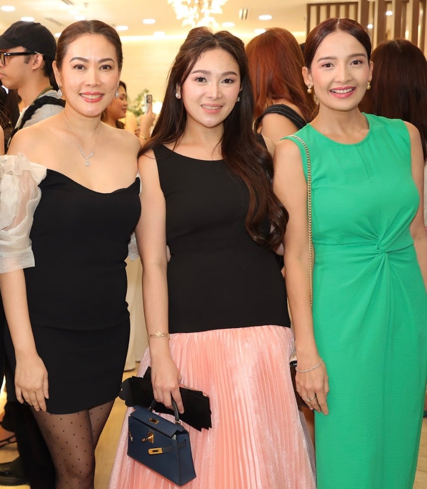 CONSUL Vanessa Pastor-Ledesma, Camille Makasiar and Rossel Taberna.