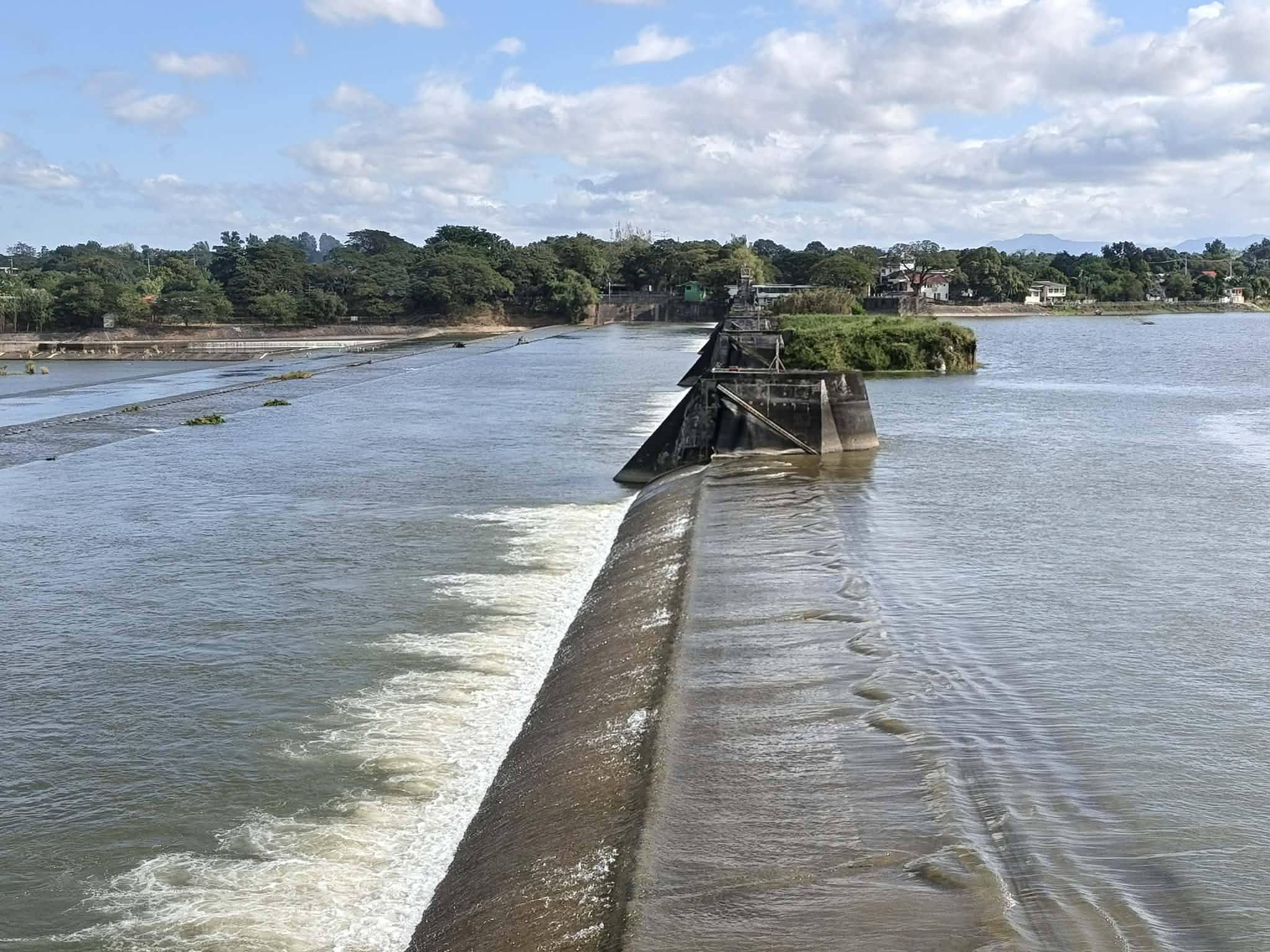 NIA orders immediate repair of Bustos Dam gates to protect Bulacan crops