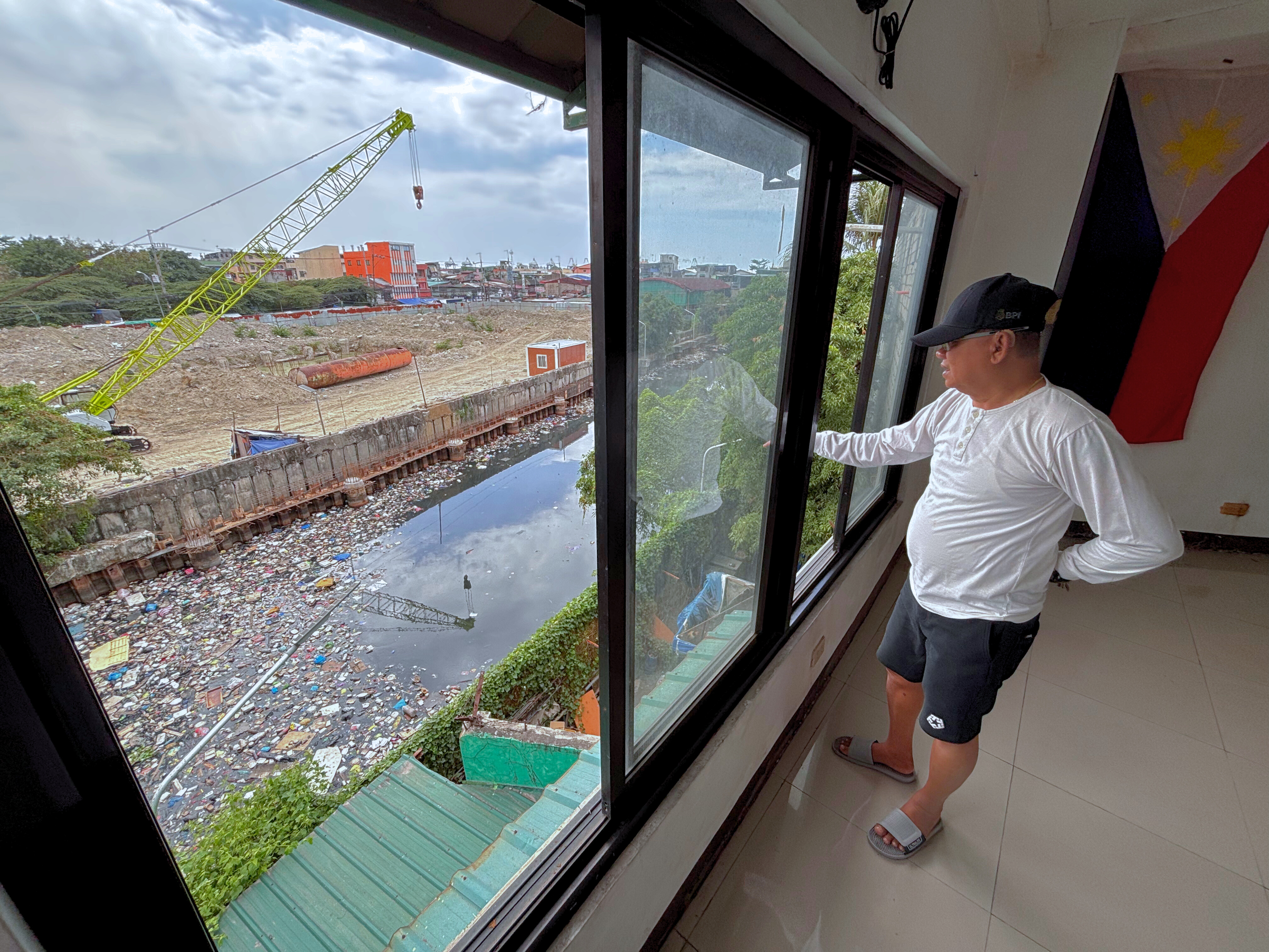 Idle booster pumps blamed for worsening garbage problem in Estero de Vitas