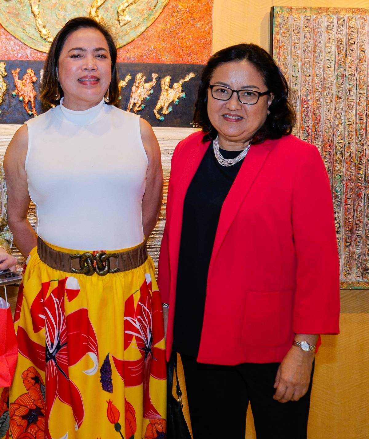 PRESIDENT of Weaves of Asia Wally Baynes and Jingay Kaimo.