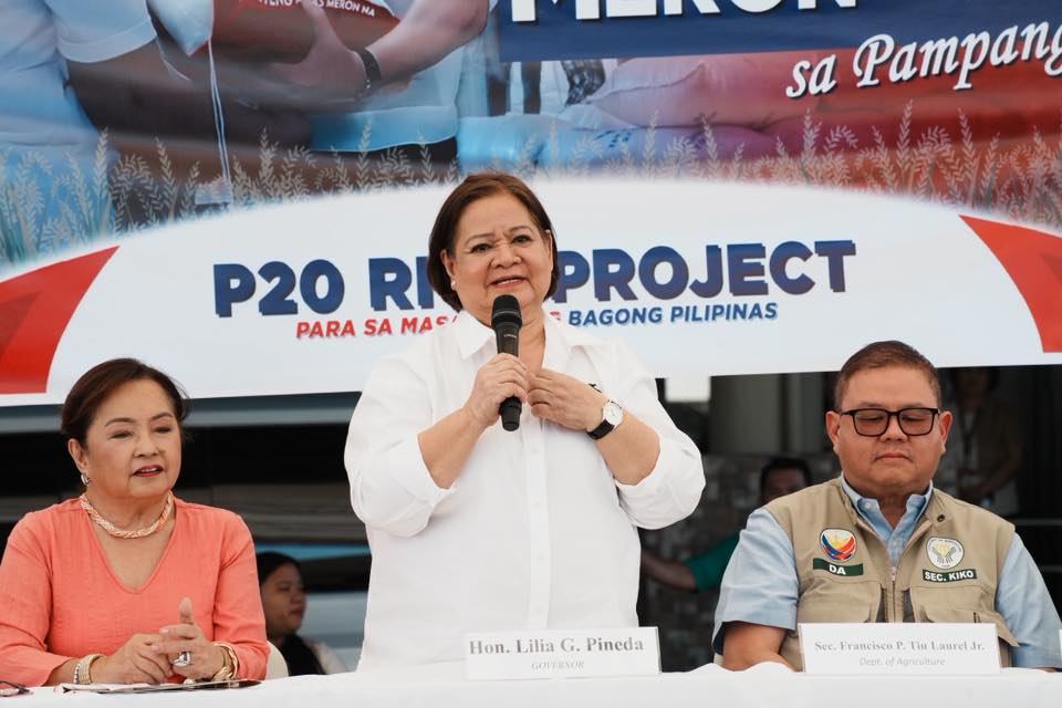 1,000 Kapampangans avail of P20-per-kilo rice in Lubao