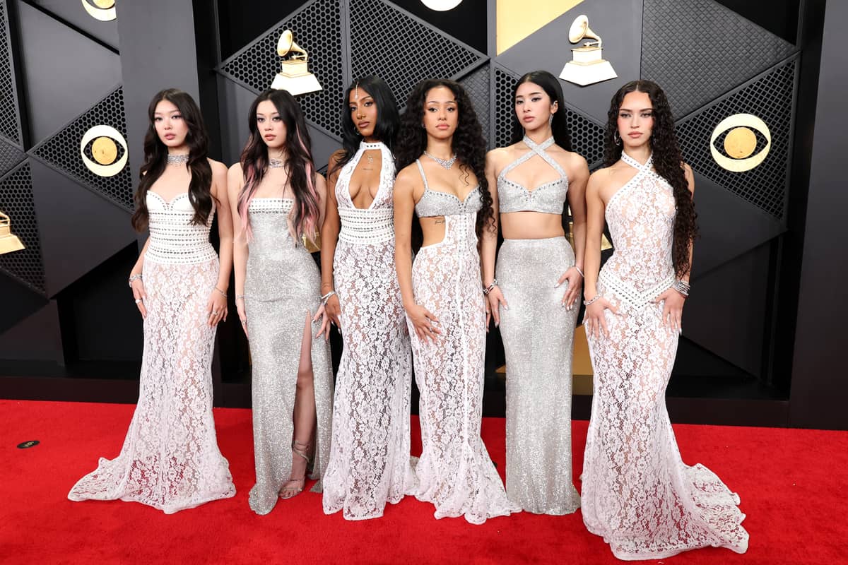 YOONCHAE Jeong, Megan Skiendiel, Lara Raj, Manon Bannerman, Sophia Laforteza and Daniela Avanzini of KATSEYE.