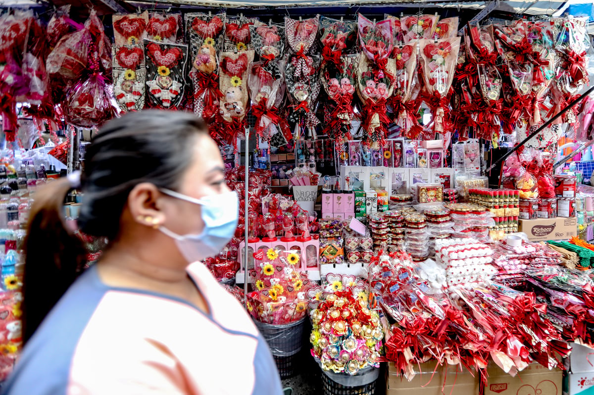 Divisoria ahead of Valentines day