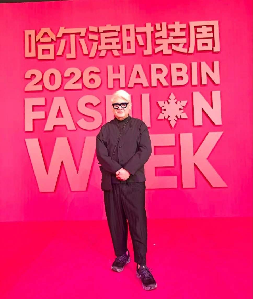 FASHION designer Lyle Ibañez.
