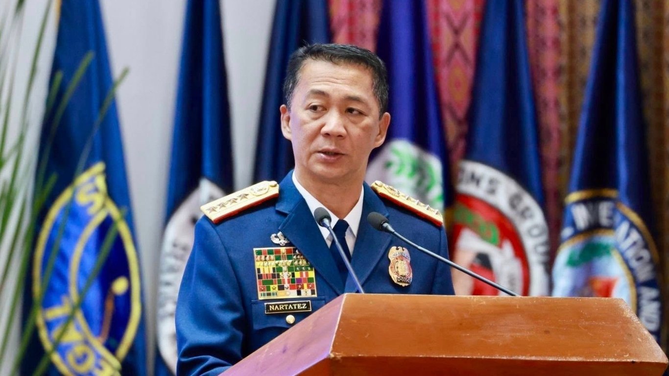 PNP chief cracks whip vs ‘epal’ signage