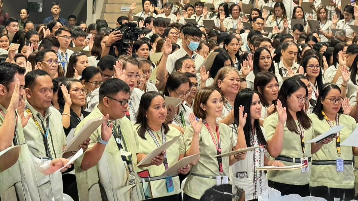 PBBM fast-tracks 2.9K public school teachers’ promotions