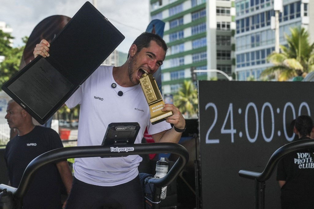 Brazilian runs on treadmill for 24 hours, sets record