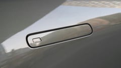 China to ban hidden car door handles