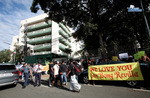 Supporters rally for Bong Revilla during arraignment