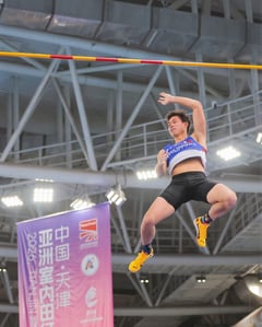 Obiena’s World Indoor hopes still alive