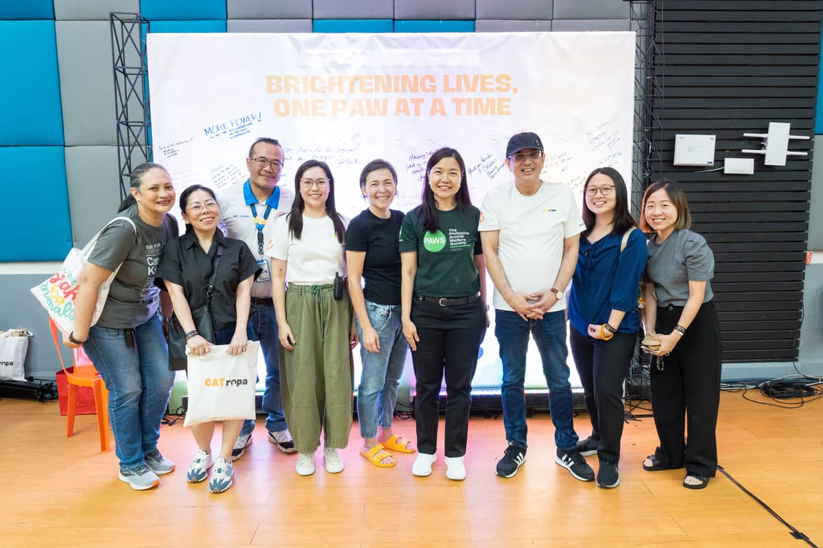 SEEN in the photo are (from left) Cats of Kapitolyo founder Sharon Rodil, Cats of Ortigas founder Trixie de Guzman, Mandaluyong City Veterinarian Dr. Louie Encarnacion, Meralco Animal Welfare Advocacy program manager and head of Advocacy Communications Management Michelle Caguioa, Biyaya Animal Care president and co-founder Rina Ortiz, Philippine Animal Welfare Society executive director Atty. Anna Cabrera, Meralco vice president and head of Corporate Communications Joe R. Zaldarriaga, Barkmission representative Bea Lim, and Adopt.ph representative Chloe Lim during Meralco’s first ever animal welfare seminar held last 14 March at its headquarters in Pasig City.