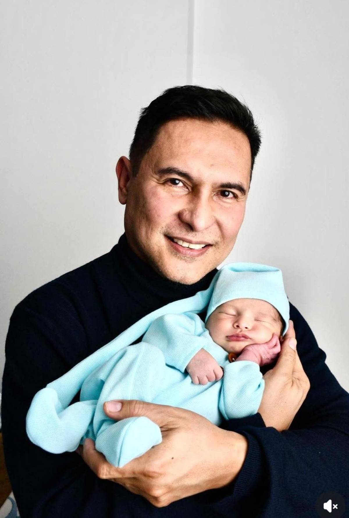 LLYOD Alvarez Asayas with son Lucas — single dad, living the dream.