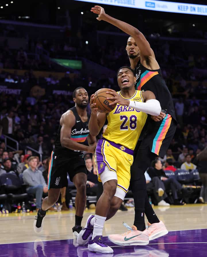 Wembanyama drops 40 as Spurs rout injury-hit Lakers