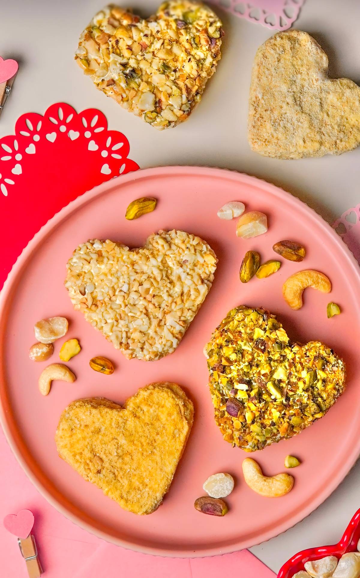 CIPRIANO’s heart-shaped silvanas.